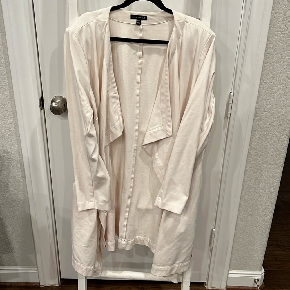 Lane Bryant Women’s Cream Colored Sized 18/20 Overpiece Jacket